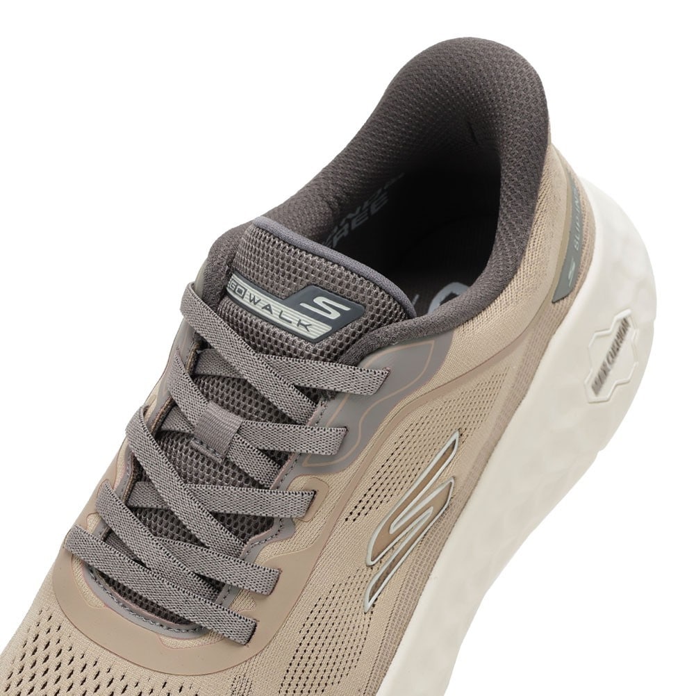 GO WALK MAX CUSHION